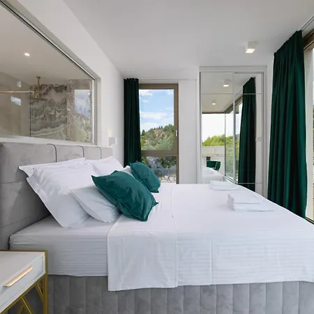 Exclusive St. Christopher Vila *