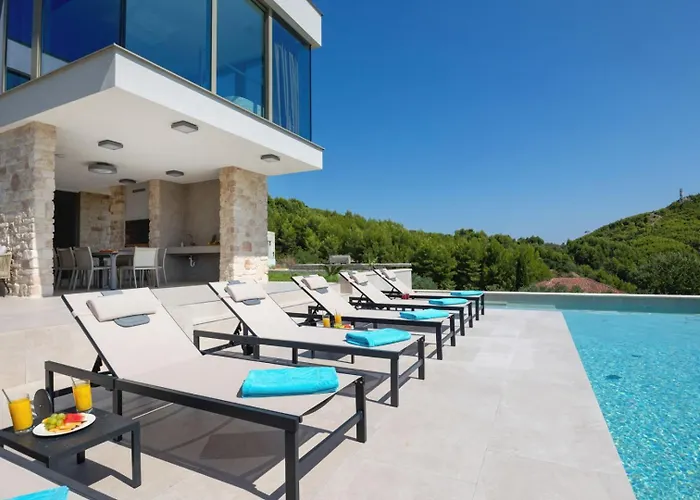 Exclusive St. Christopher *