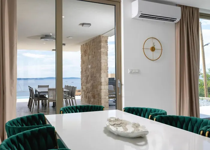 Exclusive St. Christopher Villa Podstrana